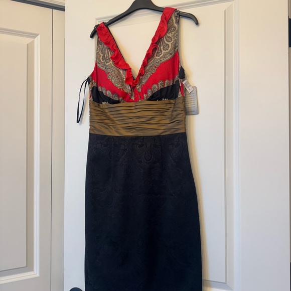 Phoebe Couture Dresses & Skirts - Phoebe
Couture Silk
Cocktail Party
Sheath Dress